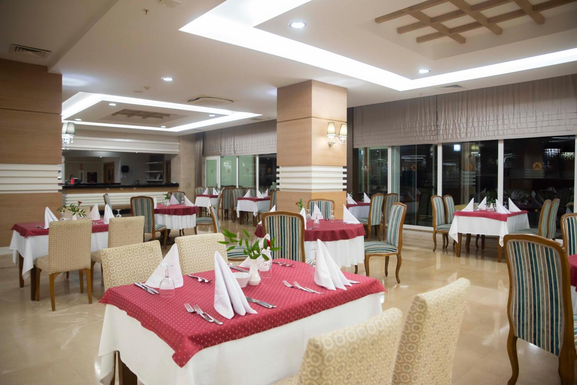 Adalya Ocean Deluxe Hotel Side Exterior photo