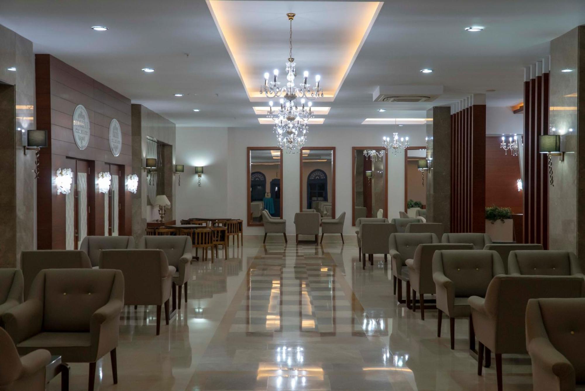 Adalya Ocean Deluxe Hotel Side Exterior photo