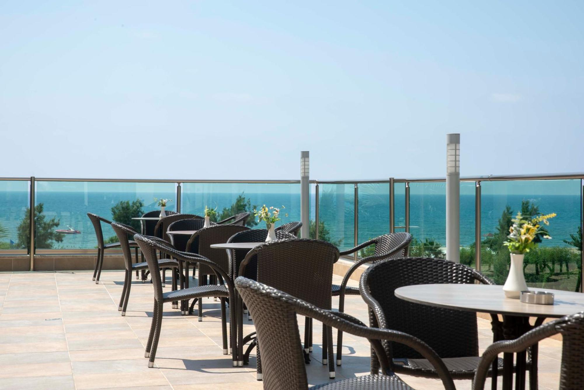 Adalya Ocean Deluxe Hotel Side Exterior photo