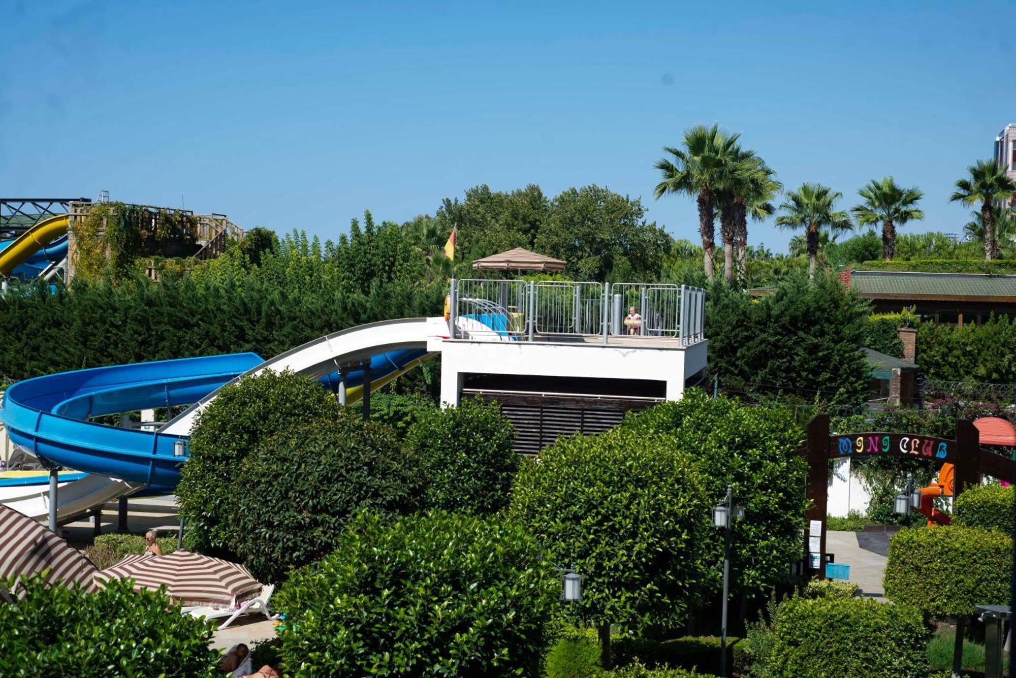 Adalya Ocean Deluxe Hotel Side Exterior photo