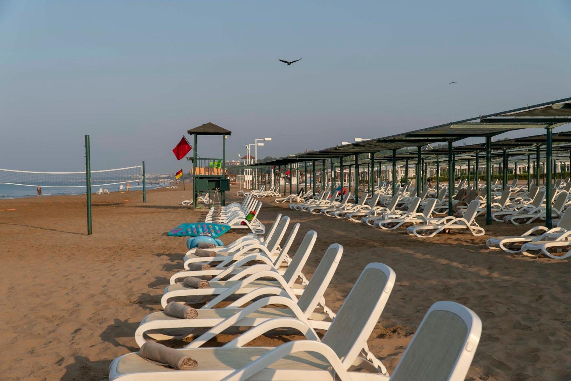 Adalya Ocean Deluxe Hotel Side Exterior photo