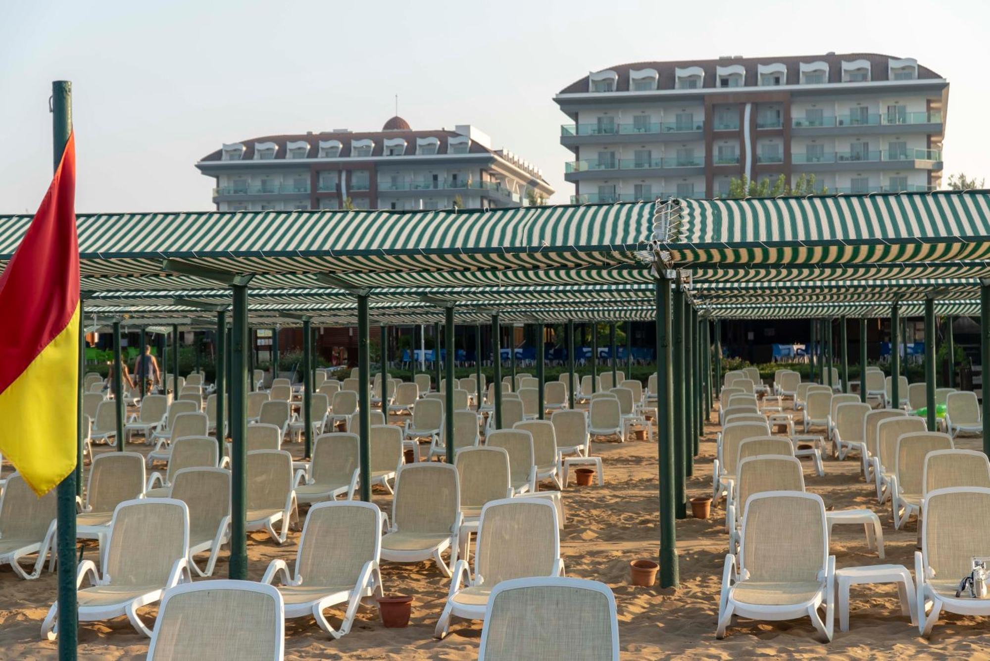 Adalya Ocean Deluxe Hotel Side Exterior photo